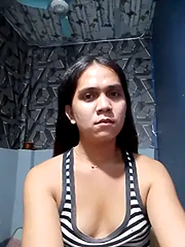 Snapshot of lexyyr17 chatting on February 2026 12:19:02 AM lexyyr17 online show from February 2026 12:19:02 AM