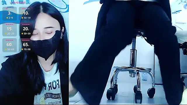 Snapshot of Mya8860 chatting on November 2025 08:59:01 AM Mya8860 online show from November 2025 08:59:01 AM