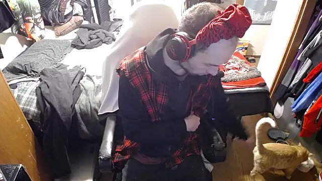 Snapshot of womenhateme69 chatting on October 2025 04:46:01 AM womenhateme69 online show from October 2025 04:46:01 AM