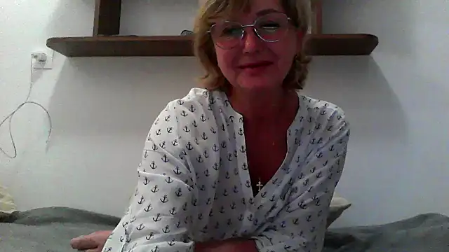 IrynaMolbertx online show from September 2025 07:39:02 PM