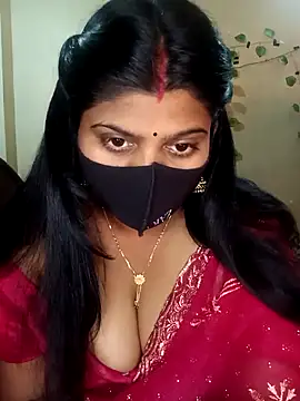 Snapshot of reena502 chatting on December 2025 11:42:02 PM reena502 online show from December 2025 11:42:02 PM