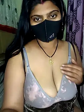 Snapshot of reena502 chatting on February 2026 11:23:01 PM reena502 online show from February 2026 11:23:01 PM