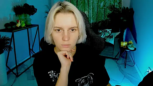 BethanyCloud online show from October 2025 05:37:02 AM