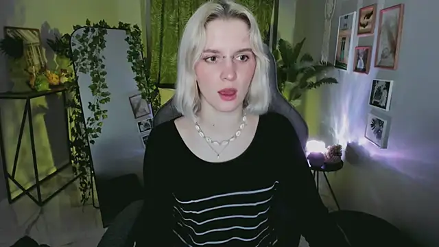 Snapshot of BethanyCloud chatting on May 2026 05:15:02 AM BethanyCloud online show from May 2026 05:15:02 AM