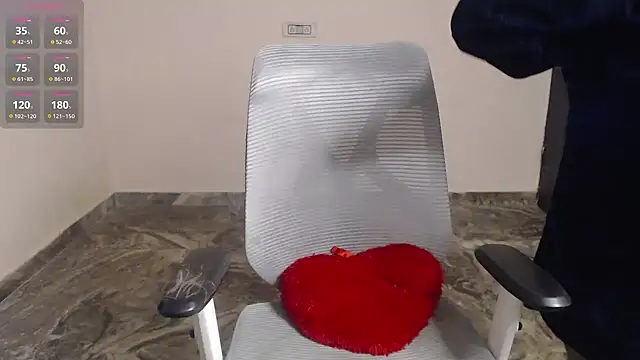 Snapshot of Samiksha- chatting on November 2025 06:01:01 AM Samiksha- online show from November 2025 06:01:01 AM