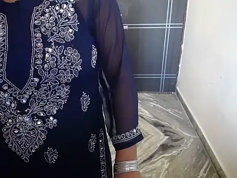 Snapshot of Samiksha- chatting on March 2026 06:50:02 AM Samiksha- online show from March 2026 06:50:02 AM