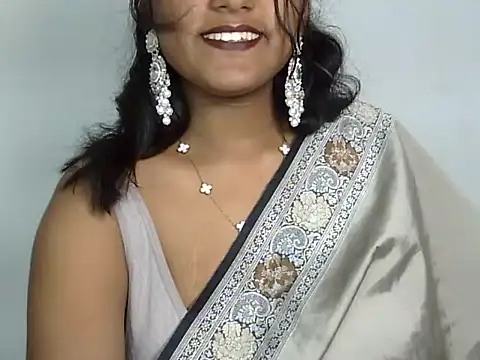 Cute mikii online show from February 2026 01:43:01 PM