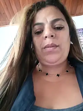 Mia-Glow online show from February 2026 01:07:02 PM