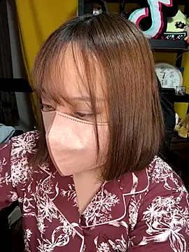 0kanna0 online show from October 2025 03:31:02 PM