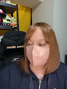 0kanna0 online show from November 2025 04:40:01 PM