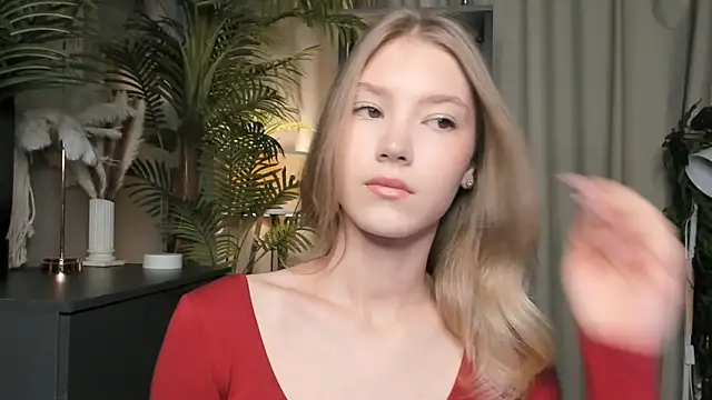 ChinBonnell online show from October 2025 05:37:01 AM