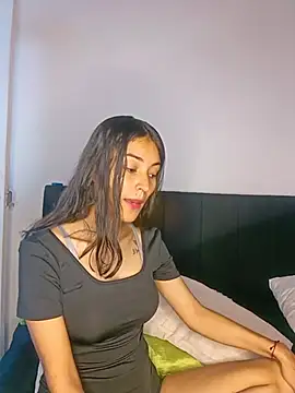 hotwife26 online show from July 2026 06:12:01 PM