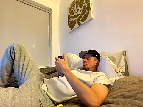 Snapshot of shyandchilling chatting on September 2025 07:28:01 PM shyandchilling online show from September 2025 07:28:01 PM