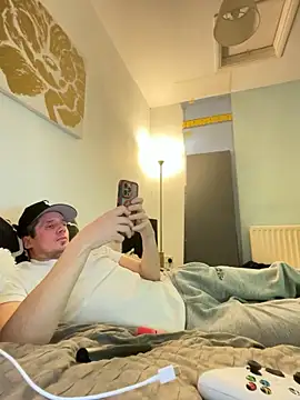 Snapshot of shyandchilling chatting on February 2026 08:17:02 PM shyandchilling online show from February 2026 08:17:02 PM