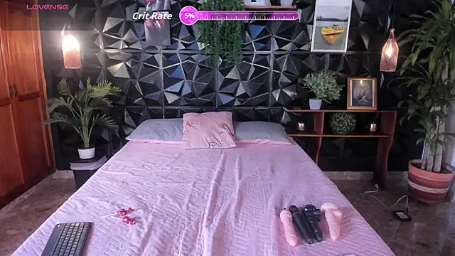 Snapshot of April__foxx chatting on October 2025 03:29:01 PM April foxx online show from October 2025 03:29:01 PM