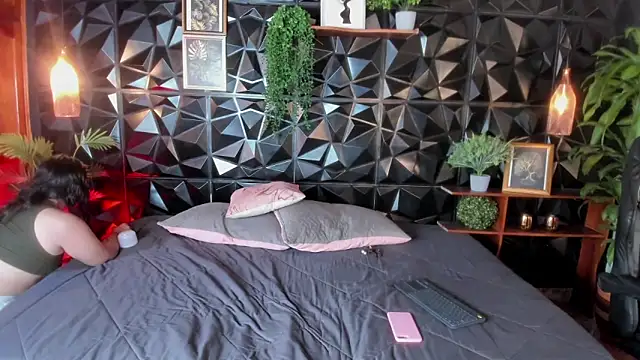 Snapshot of April__foxx chatting on November 2025 03:23:02 PM April foxx online show from November 2025 03:23:02 PM