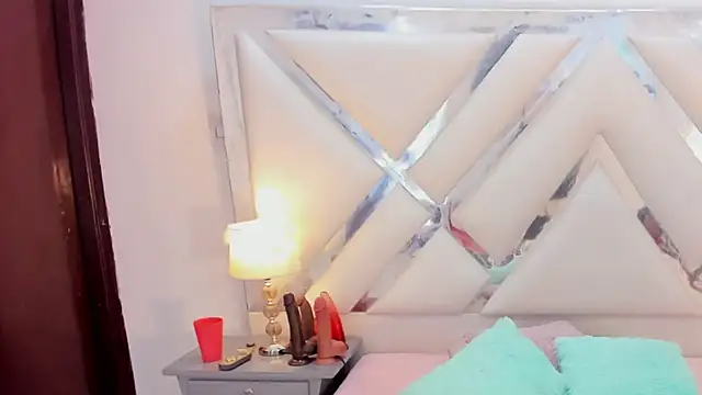 Snapshot of belkilima chatting on October 2025 05:04:02 AM belkilima online show from October 2025 05:04:02 AM