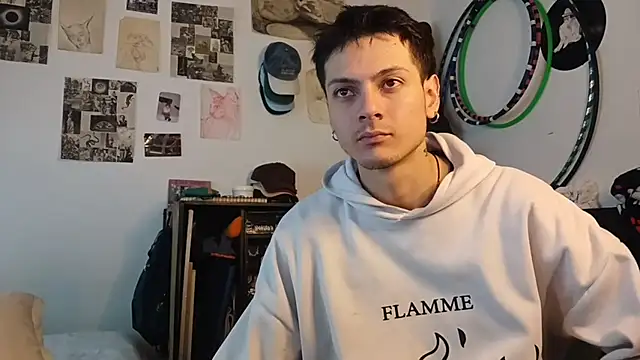 Snapshot of Dioniso_guy8 chatting on October 2025 04:59:02 PM Dioniso guy8 online show from October 2025 04:59:02 PM