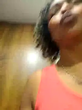 Snapshot of BiiancaEstradaa chatting on October 2025 09:37:01 PM BiiancaEstradaa online show from October 2025 09:37:01 PM