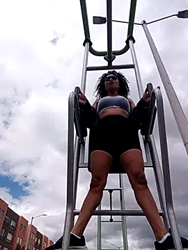 Snapshot of BiiancaEstradaa chatting on February 2026 03:41:02 PM BiiancaEstradaa online show from February 2026 03:41:02 PM