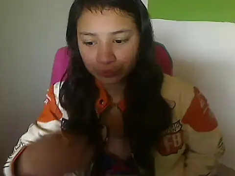 akamesweet online show from November 2025 01:11:01 PM