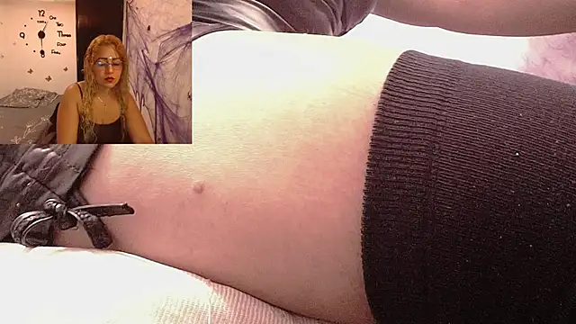 Skarleth Diaz online show from November 2025 02:47:01 AM