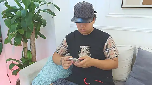 Naim Bennetsex online show from October 2025 06:21:01 PM