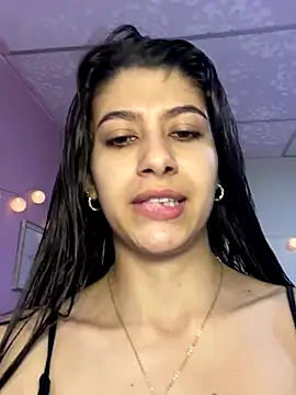 Lenapink19 online show from December 2025 10:36:02 PM