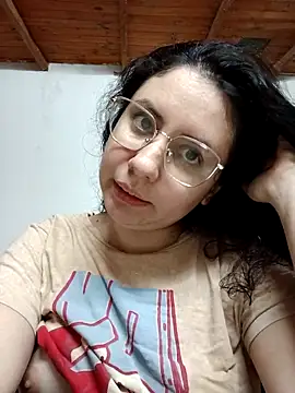 Snapshot of marmary84 chatting on May 2026 04:18:02 AM marmary84 online show from May 2026 04:18:02 AM
