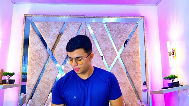 Snapshot of jayd_muscle chatting on February 2026 04:07:01 AM jayd muscle online show from February 2026 04:07:01 AM