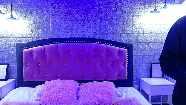 Snapshot of Natalie_loffreda chatting on October 2025 02:53:01 AM Natalie loffreda online show from October 2025 02:53:01 AM