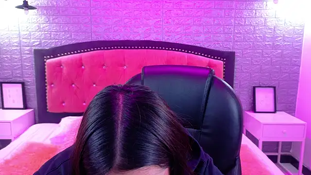 Snapshot of Natalie_loffreda chatting on October 2025 02:55:01 AM Natalie loffreda online show from October 2025 02:55:01 AM