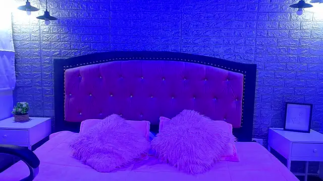 Snapshot of Natalie_loffreda chatting on December 2025 03:13:01 AM Natalie loffreda online show from December 2025 03:13:01 AM