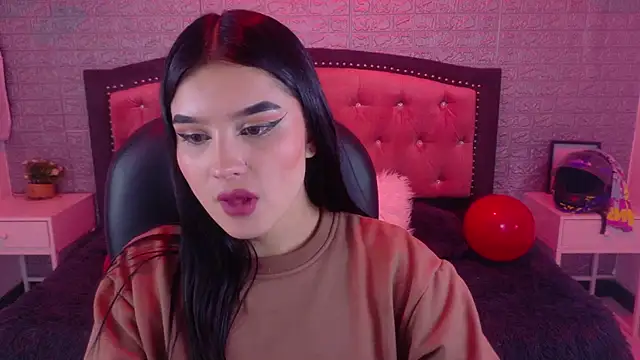 Snapshot of Natalie_loffreda chatting on February 2026 09:15:02 PM Natalie loffreda online show from February 2026 09:15:02 PM