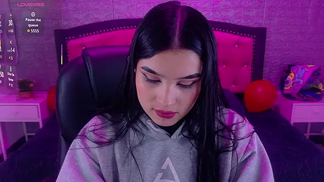 Snapshot of Natalie_loffreda chatting on March 2026 03:14:01 AM Natalie loffreda online show from March 2026 03:14:01 AM