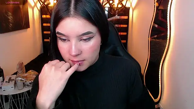 Snapshot of Natalie_loffreda chatting on April 2026 07:47:02 PM Natalie loffreda online show from April 2026 07:47:02 PM