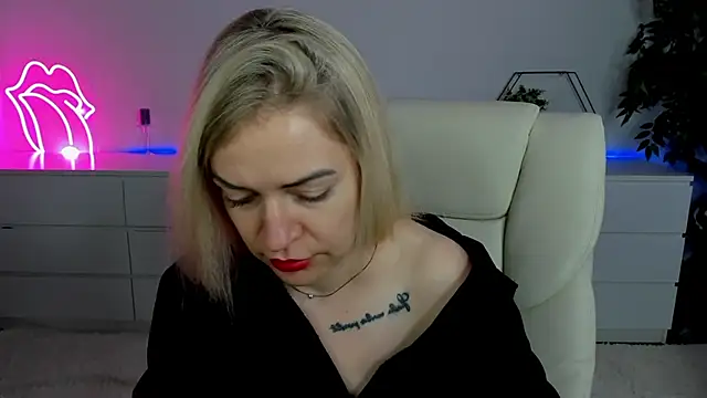 Anna Snows online show from September 2025 11:59:02 AM