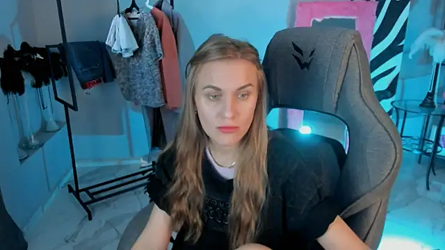 VanessaMates online show from September 2025 05:45:02 AM