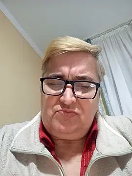 Snapshot of Sonya51561 chatting on October 2025 04:41:01 PM Sonya51561 online show from October 2025 04:41:01 PM