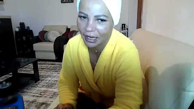 Snapshot of Ella_sweety00 chatting on May 2026 11:26:02 AM Ella sweety00 online show from May 2026 11:26:02 AM