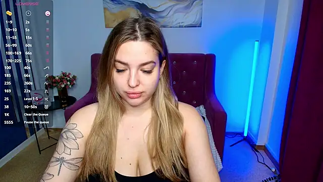 Emma  Ross online show from May 2026 02:06:01 AM