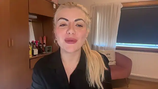 princess17 online show from September 2025 04:19:02 PM