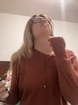 Blair Bunnyy online show from November 2025 06:52:01 AM