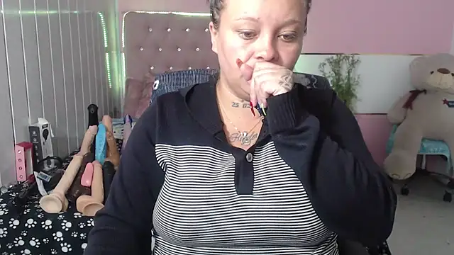 patty squirt  online show from September 2025 02:56:02 AM