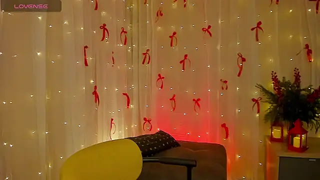 sun4ox online show from December 2025 05:03:01 AM