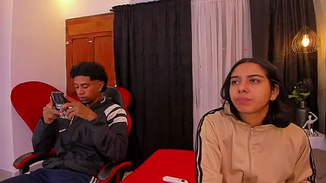 violet and myers online show from November 2025 11:14:01 AM