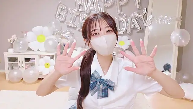 Yuna-ch online show from October 2025 09:47:01 PM