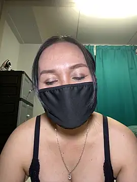 melyiaaa online show from April 2026 02:04:02 PM