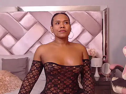 Ashleyroberst online show from October 2025 10:04:01 AM