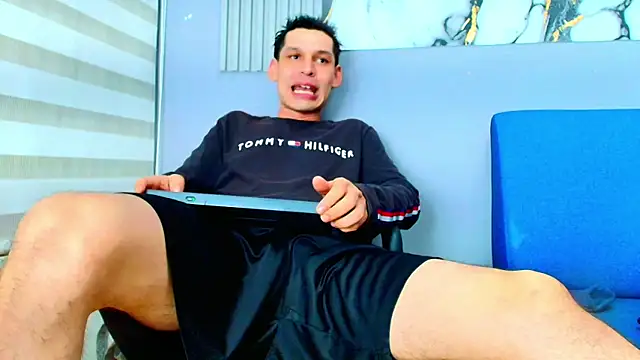 Snapshot of MARCUS_SMITHH1 chatting on October 2025 08:28:01 AM MARCUS SMITHH1 online show from October 2025 08:28:01 AM